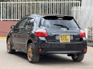 Toyota Auris 2012 Black