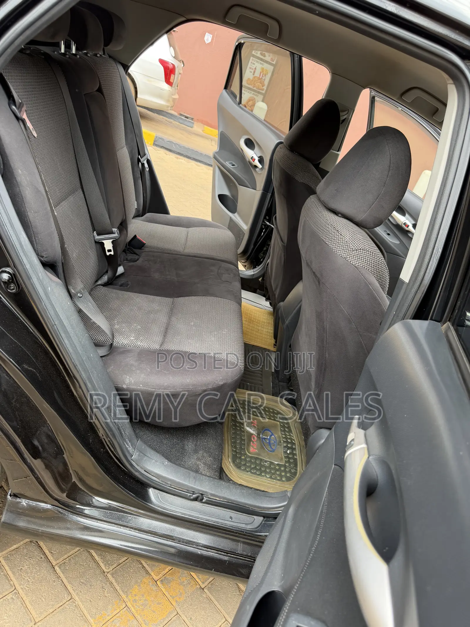 Toyota Auris 2012 Black
