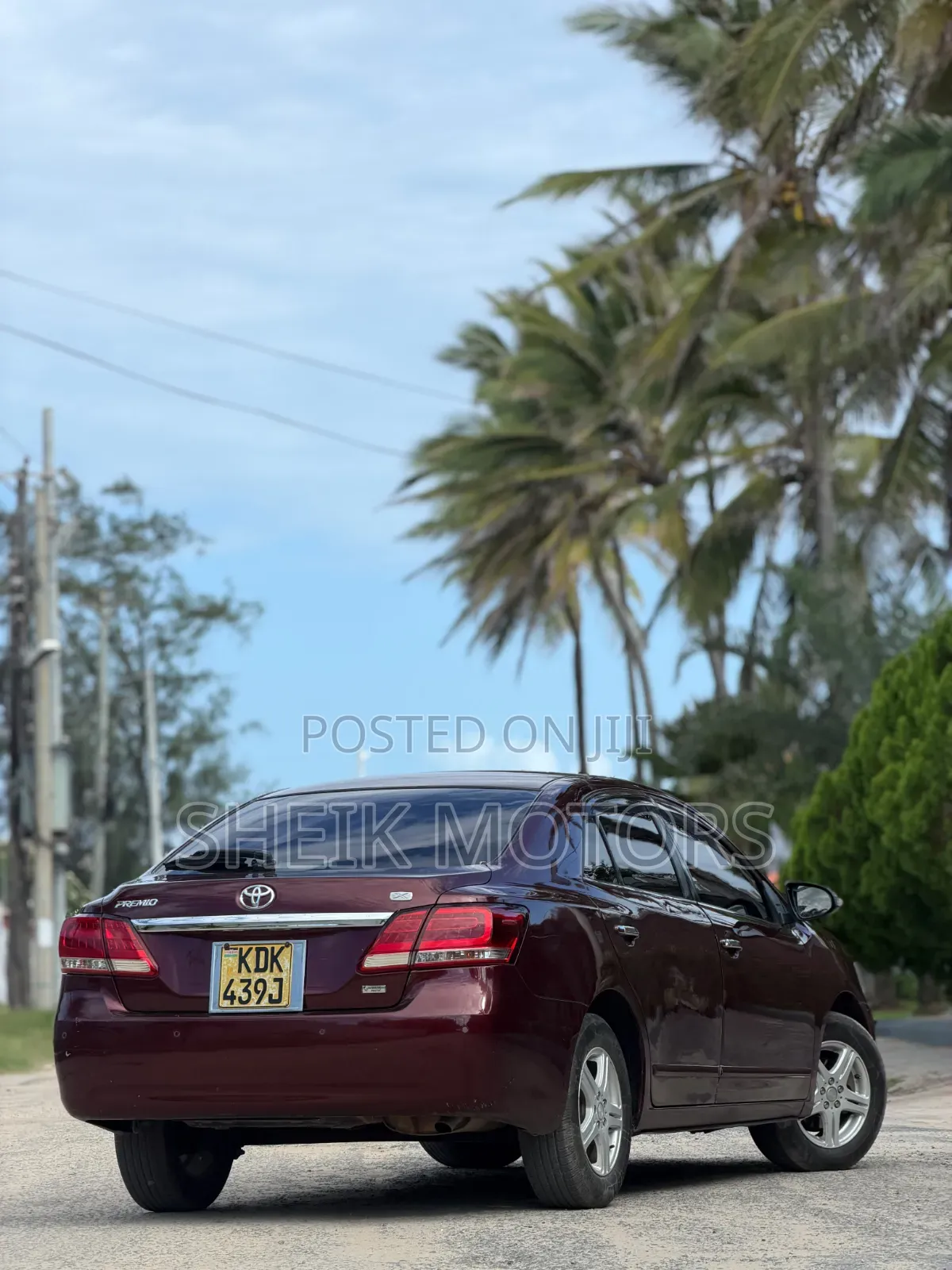 Toyota Premio 2017 Red
