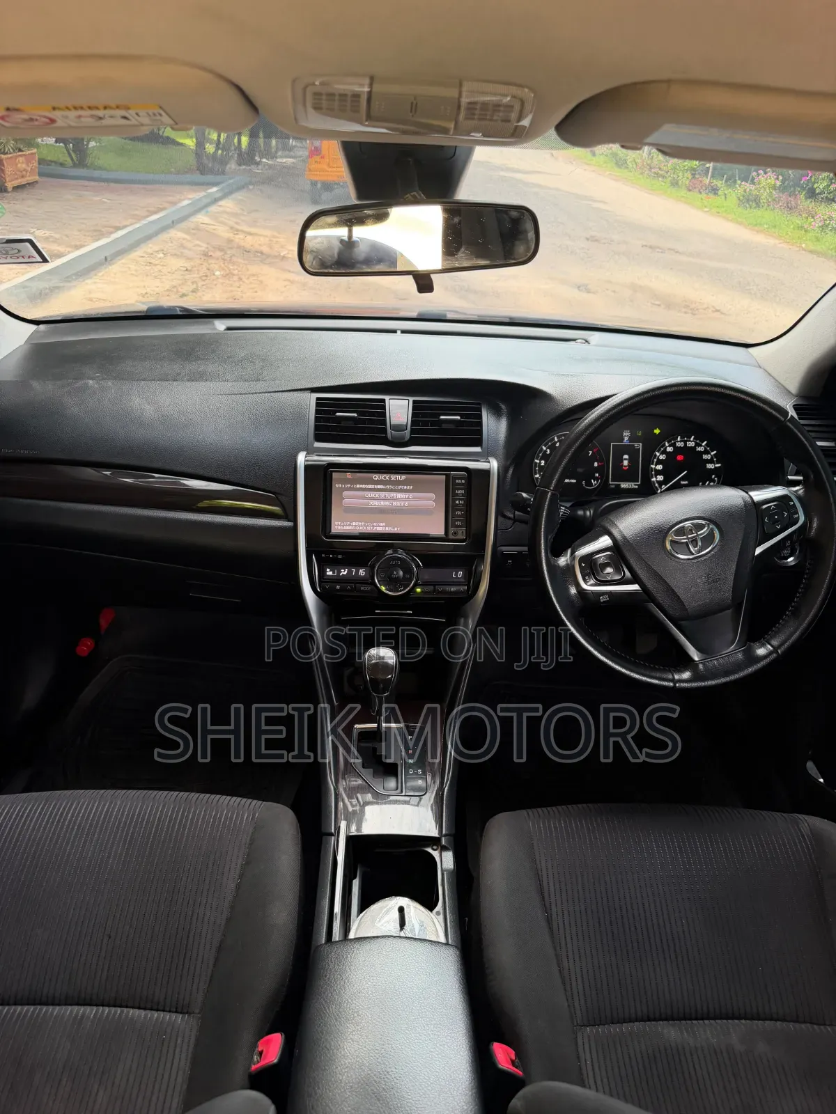 Toyota Premio 2017 Red