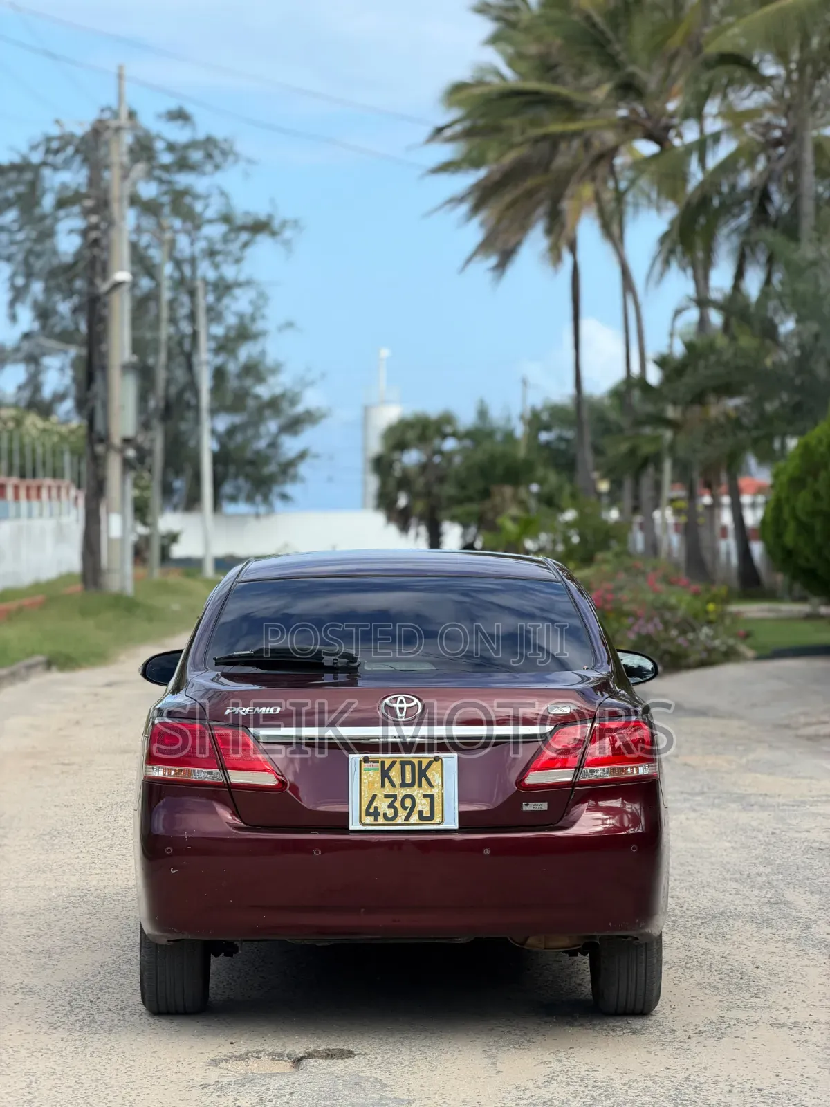 Toyota Premio 2017 Red