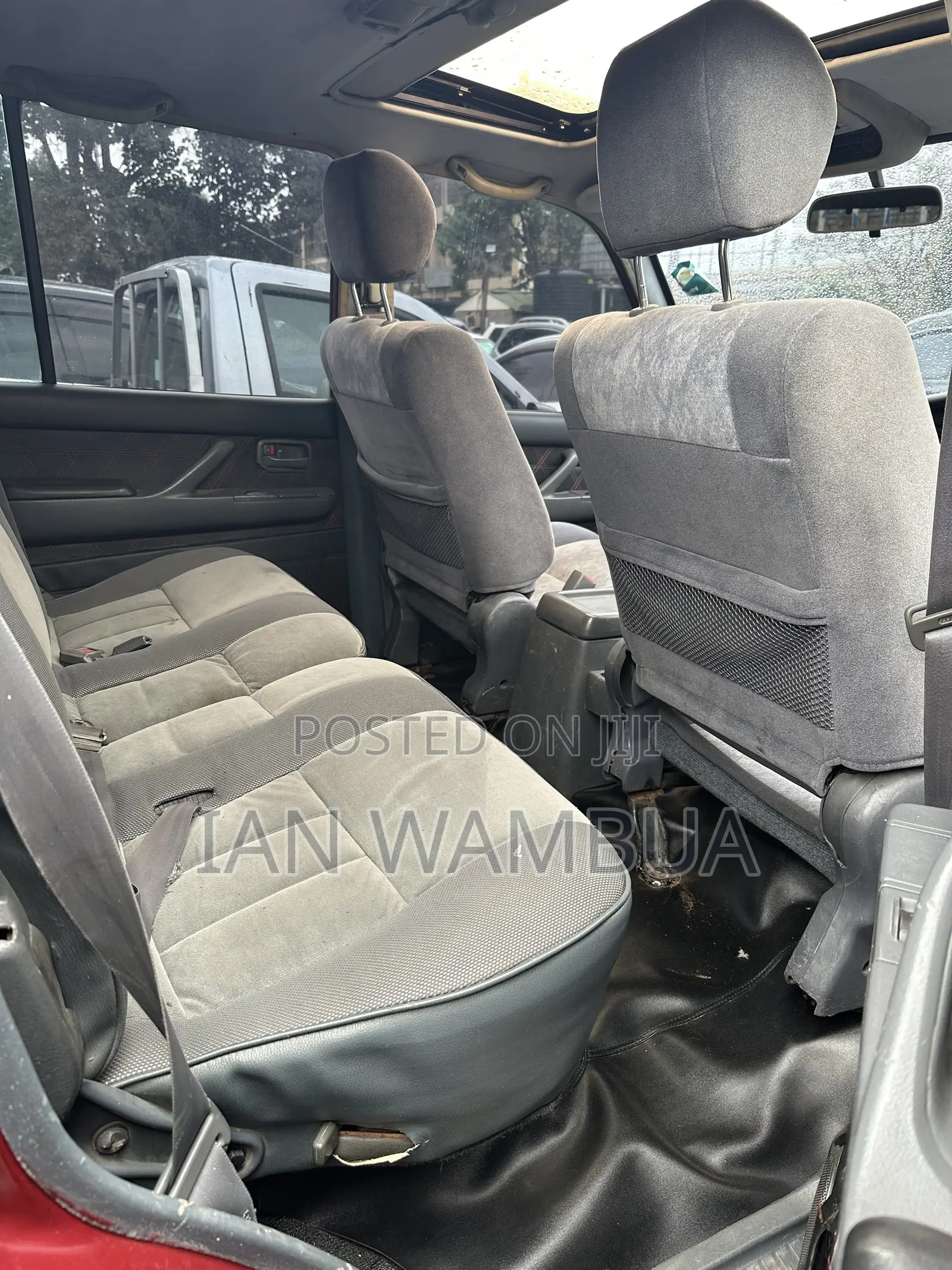 Toyota Land Cruiser 1992 Red