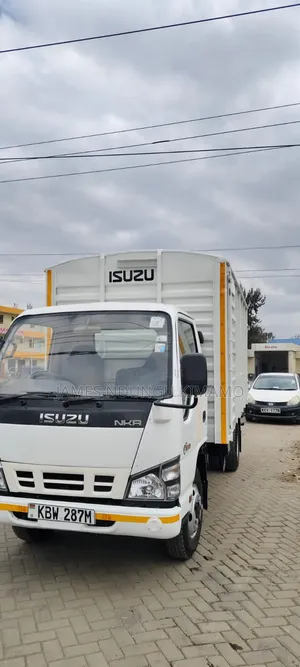 Isuzu Truck NKR on Quick Sale