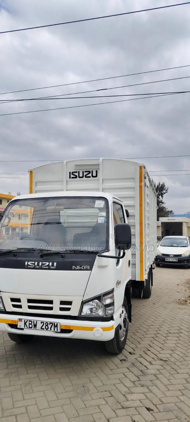 Isuzu Truck NKR on Quick Sale