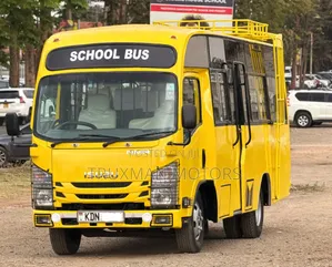 Isuzu NMR 2023 Yellow
