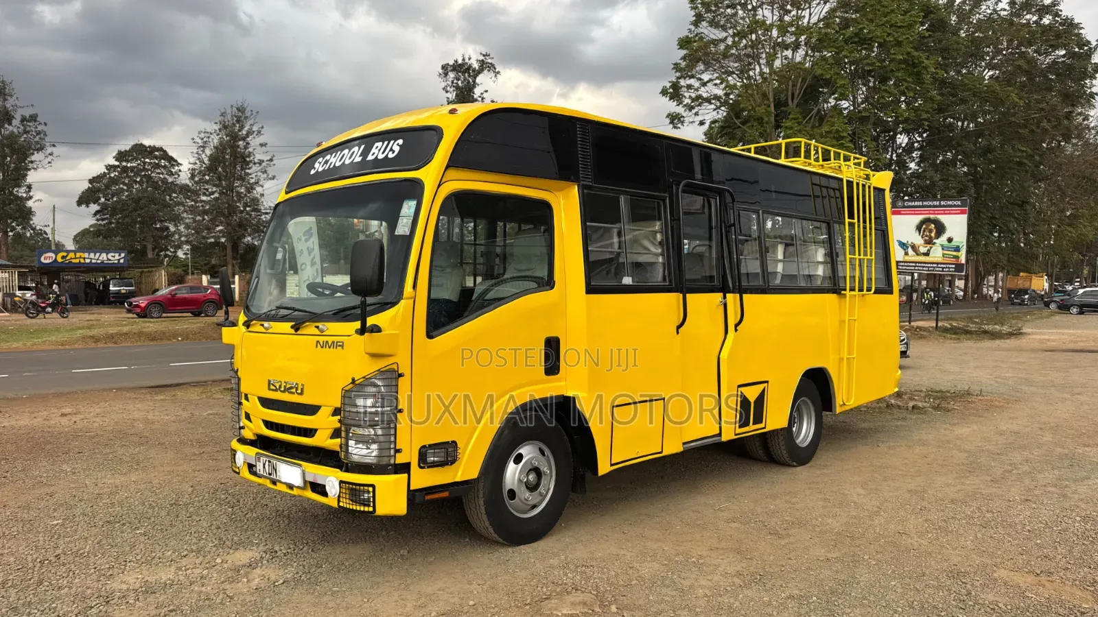 Isuzu NMR 2023 Yellow