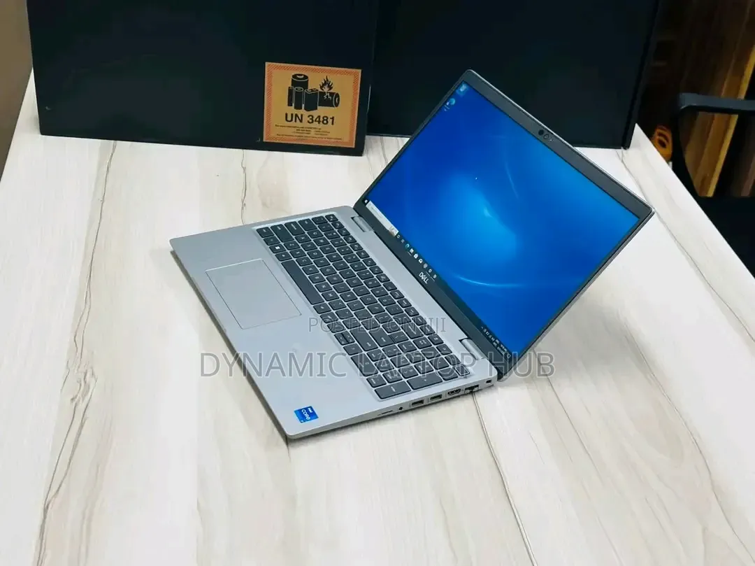 Laptop Dell Precision 5530 8GB Intel Core i7 SSD 256GB