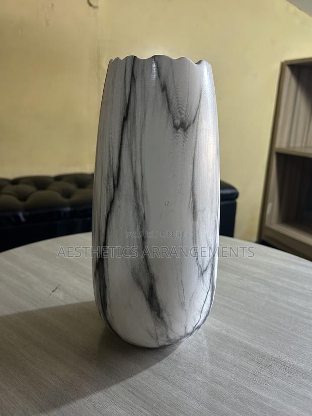 Marble Flower Vase - main view