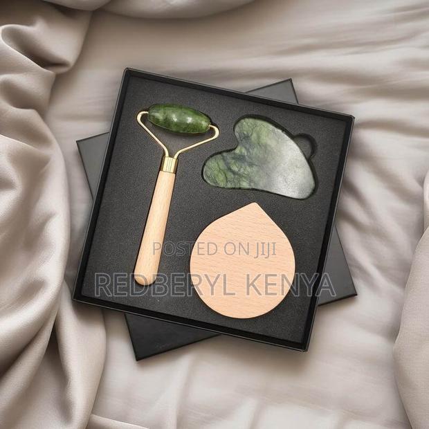 Set of Jade Face Roller, Guasha and Mirror