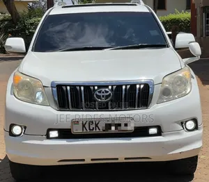 Toyota Land Cruiser Prado 2010 Ivory