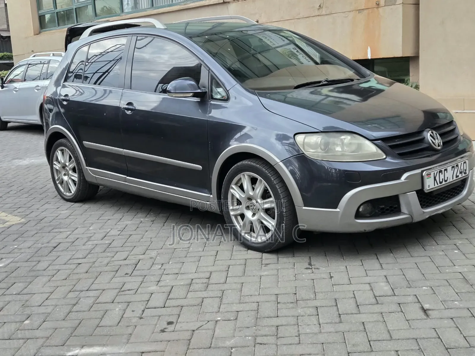 Volkswagen Golf 2010 Blue