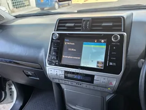 Toyota Land Cruiser Prado 2018 White