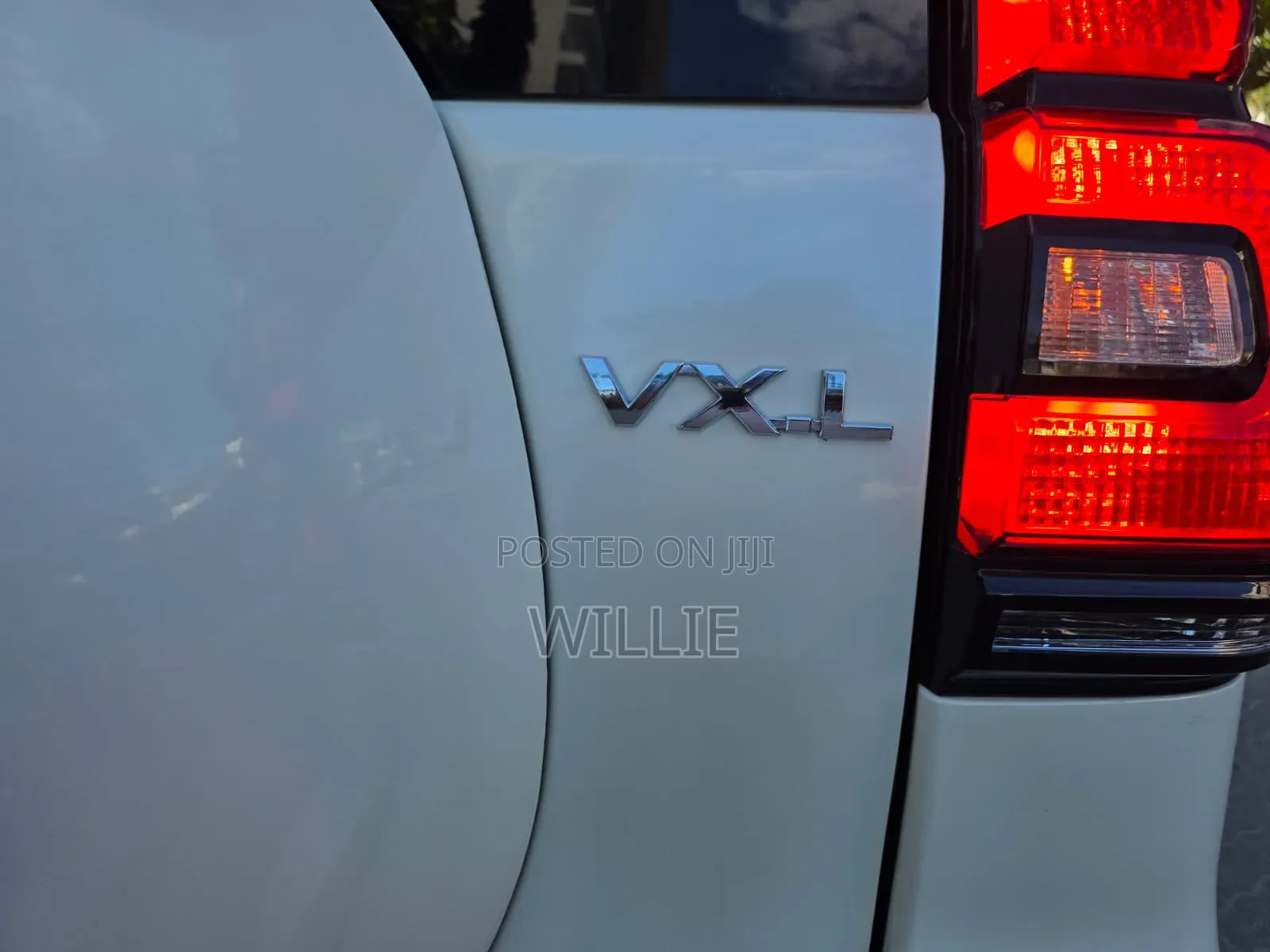 Toyota Land Cruiser Prado 2018 White