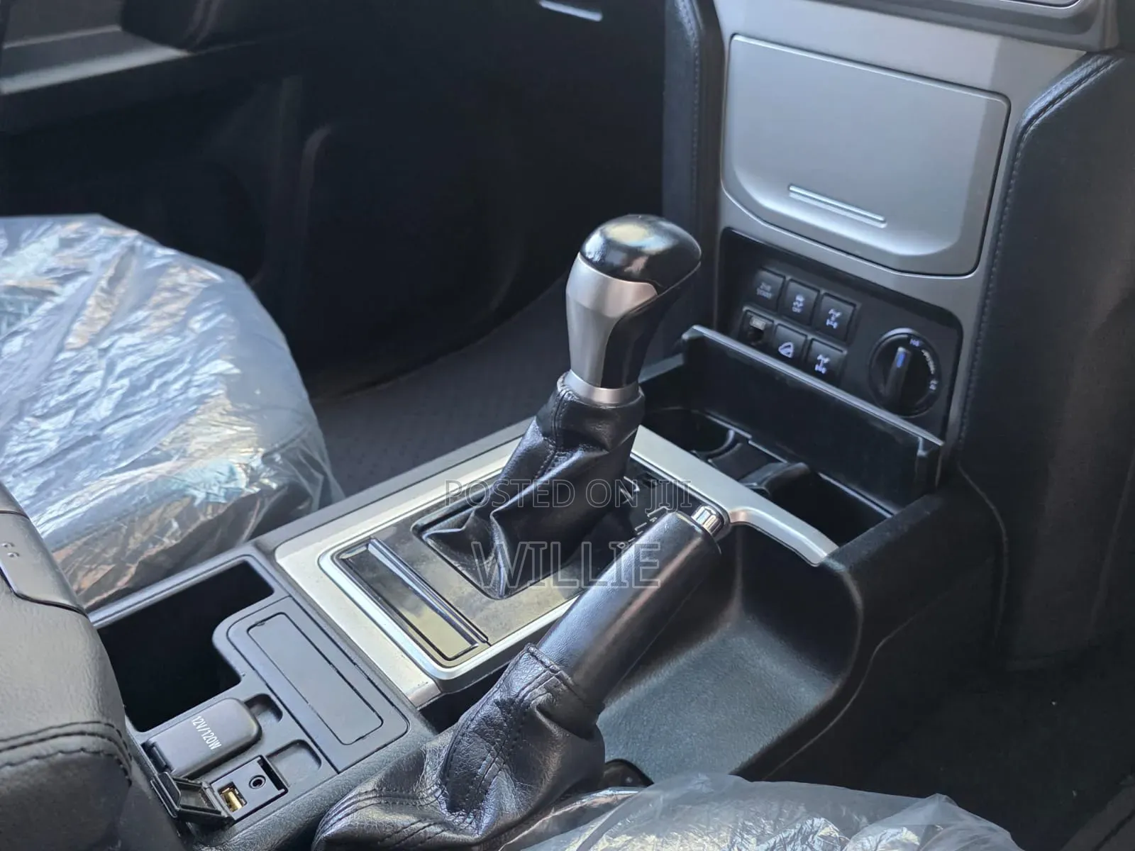 Toyota Land Cruiser Prado 2018 White