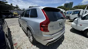 Volvo XC90 2020 Silver