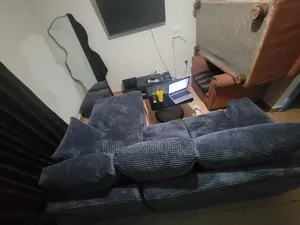 L Seat Chair