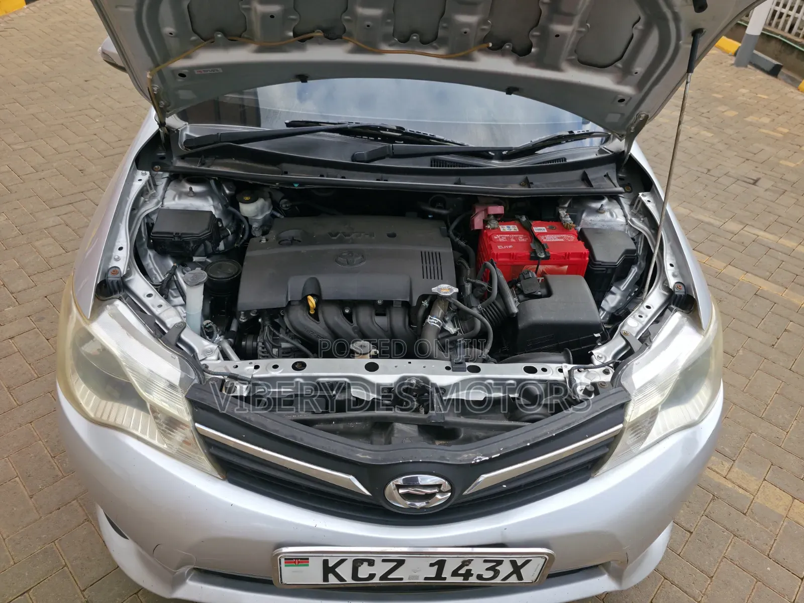Toyota Corolla Fielder 2013