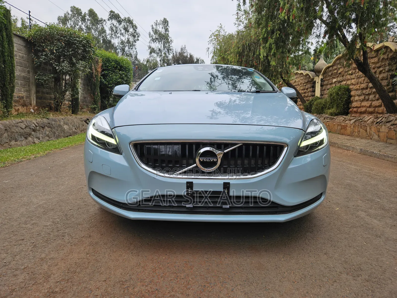 Volvo V40 2018 Blue