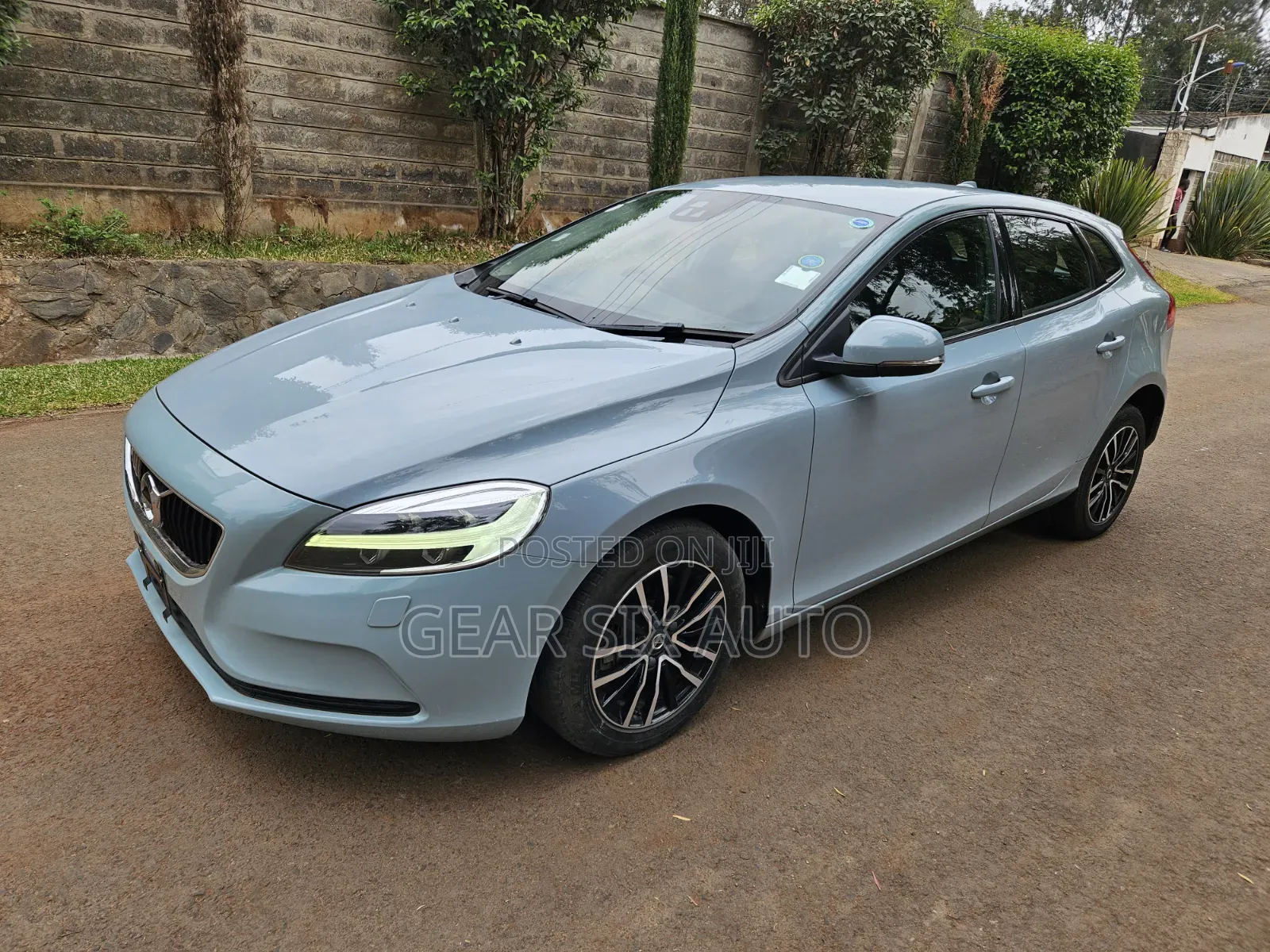 Volvo V40 2018 Blue