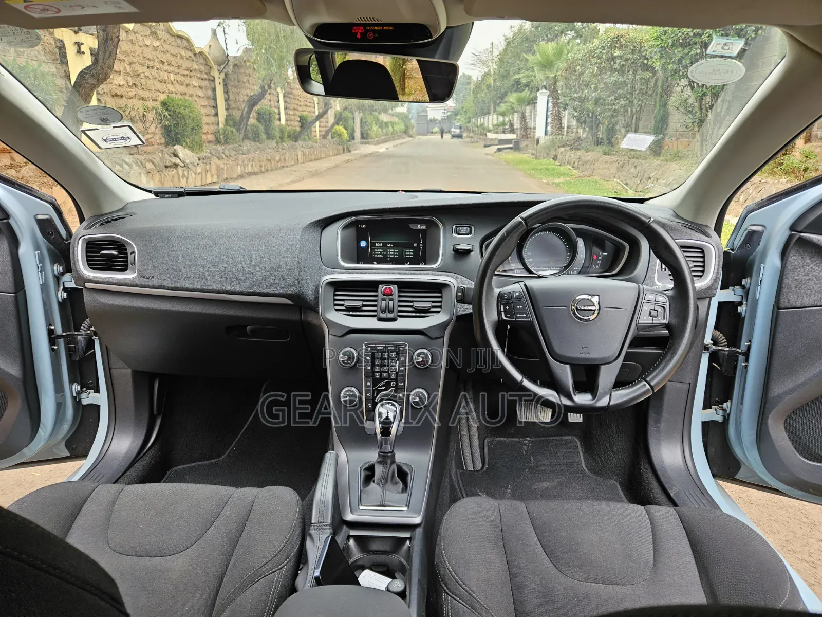 Volvo V40 2018 Blue