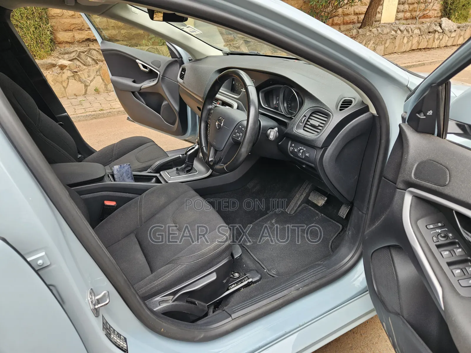Volvo V40 2018 Blue