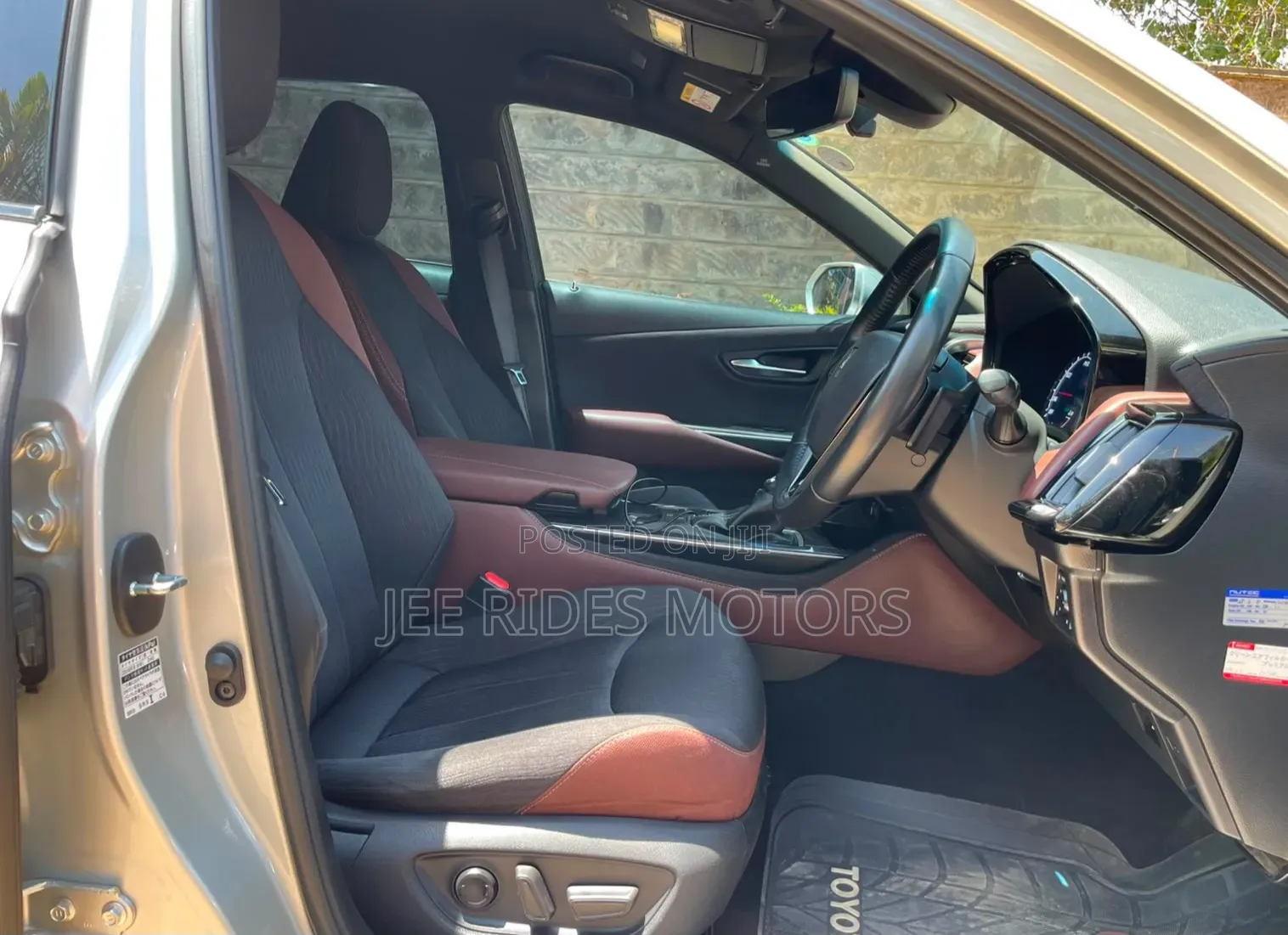 Toyota Crown 2018 Gray