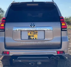 Toyota Land Cruiser Prado 2017 Brown