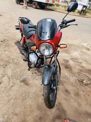 Honda CB 2025 Red