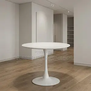 Coffee Table; Round White Tulip Coffee Table