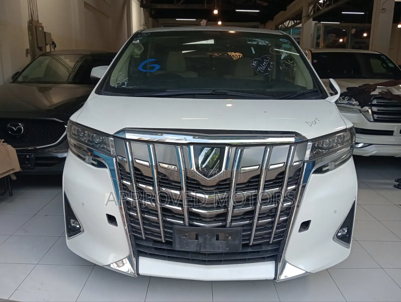 Toyota Alphard 2019 White