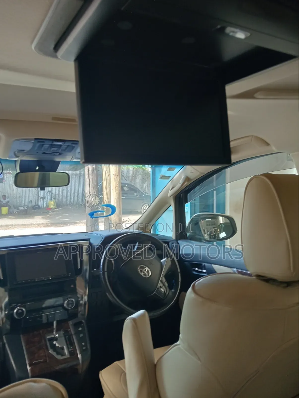 Toyota Alphard 2019 White