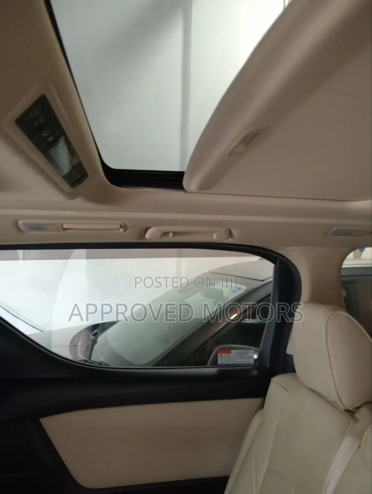 Toyota Alphard 2019 White