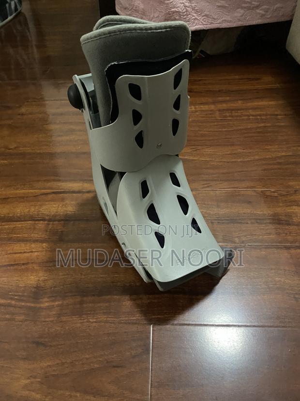 Orthopedic Medical Walking Boot – Adjustable Ankle Support Brace - thumbnail 2