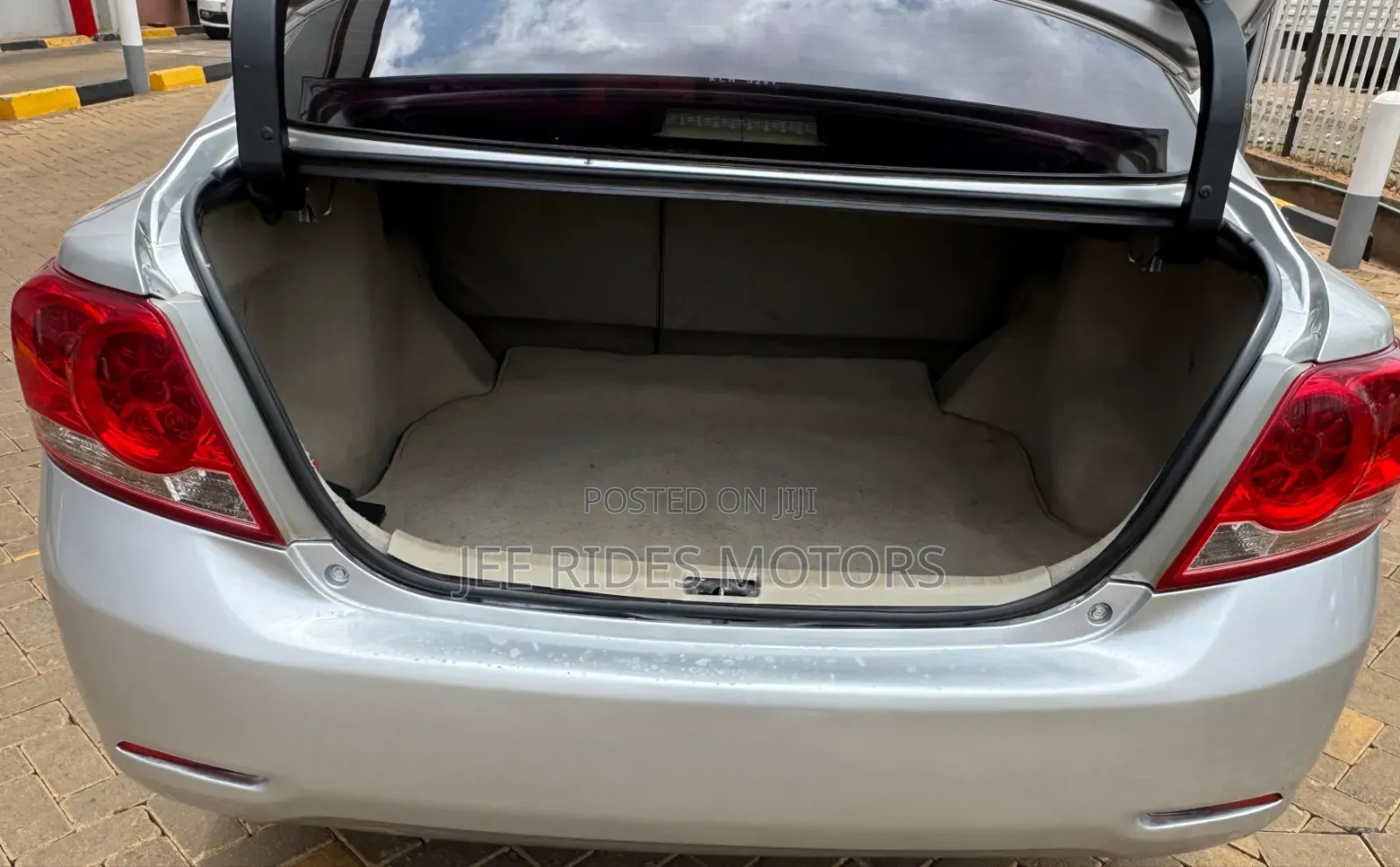 Toyota Allion 2011 Gray