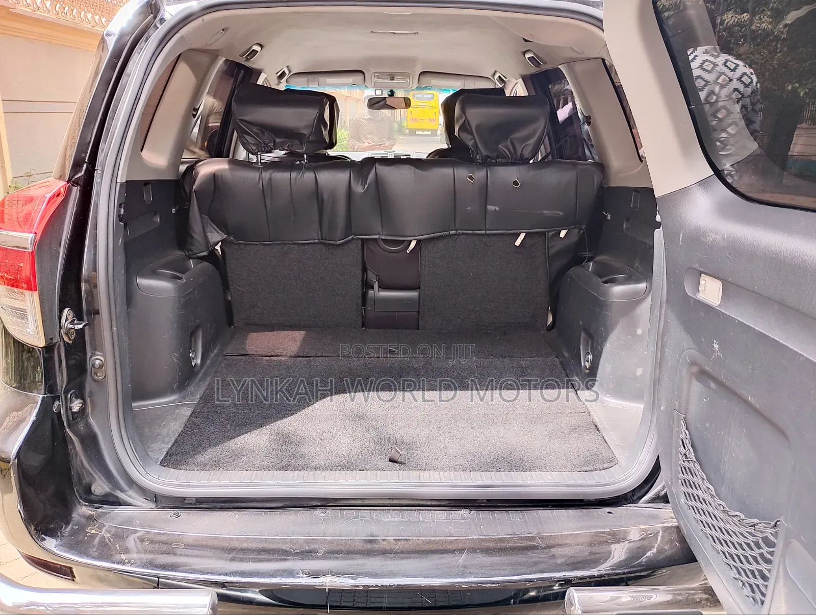 Toyota Vanguard 2013 Black