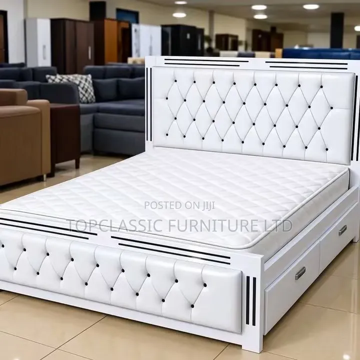 5x6 Mocket Bed+ Bottom Drawer White and Black Button 