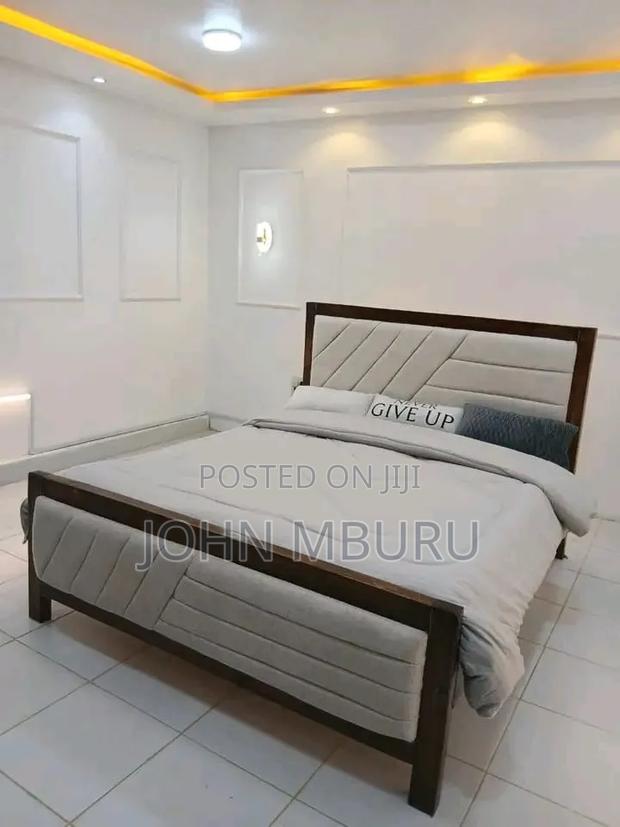 Chocolate Bed With Cream White Material 5*6 - thumbnail 2