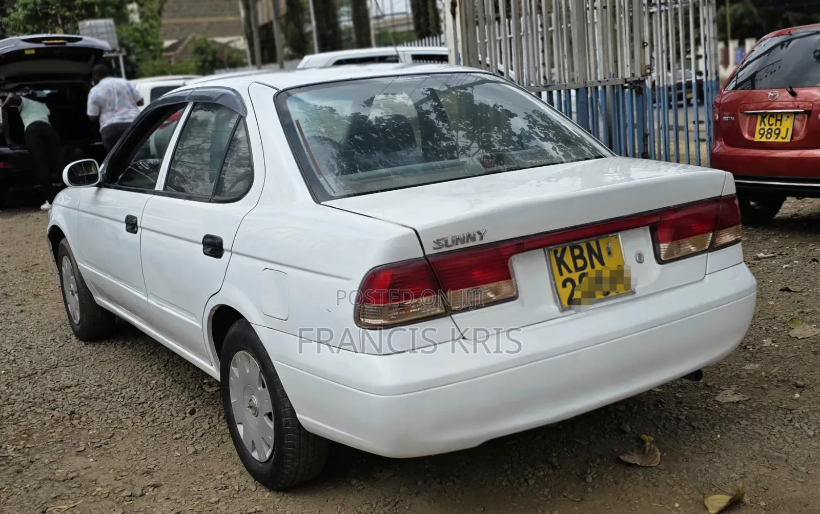 Nissan FB15 2004 Off white