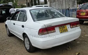 Nissan FB15 2004 Off white