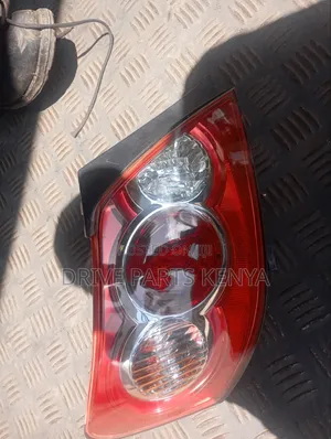 Mark X 2006 Taillight