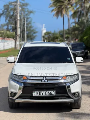 Mitsubishi Outlander SE AWC 2019 White