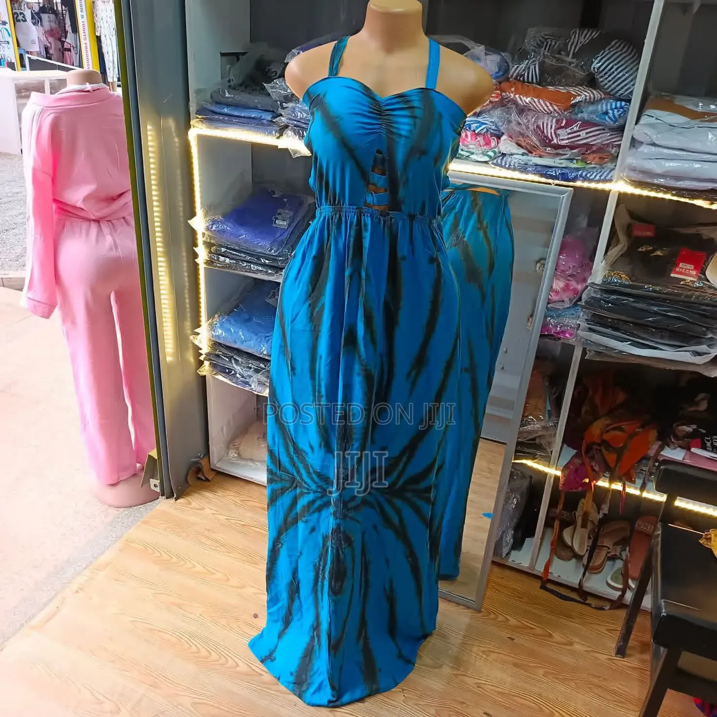 Backless Deras