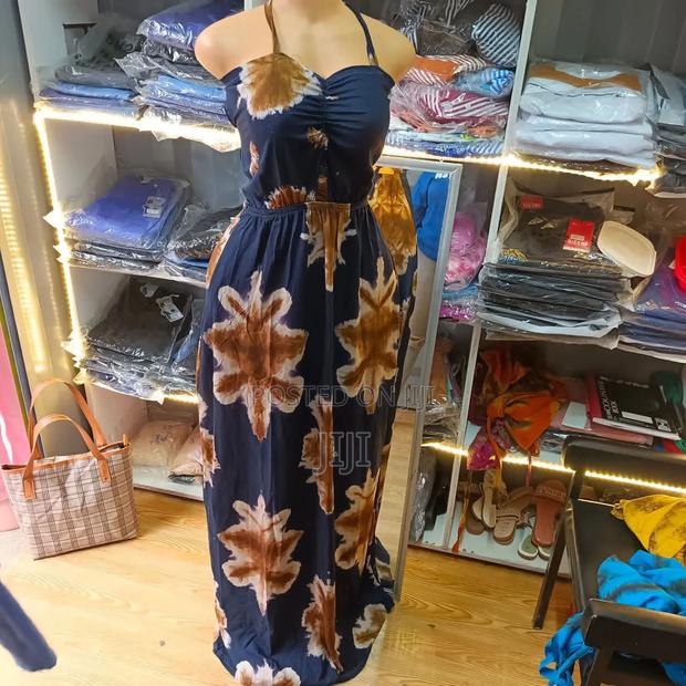 Backless Deras - thumbnail 6