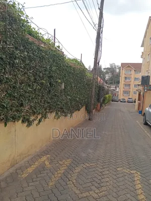 4bdrm Duplex in Westlands, Raphta Road Area for rent