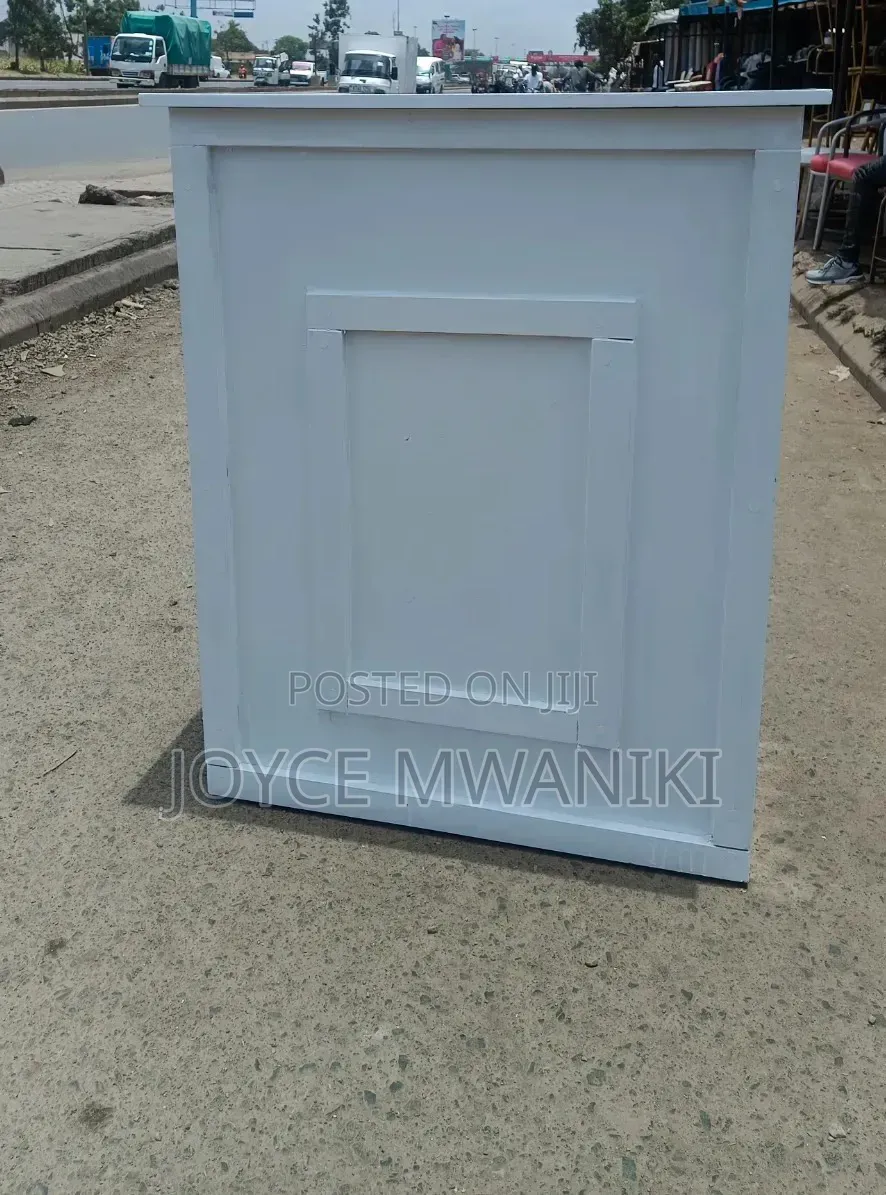Reception White Desk With Drawers 