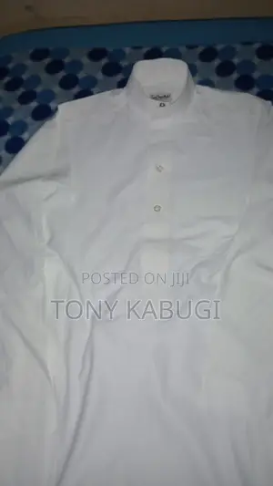 White Kanzu