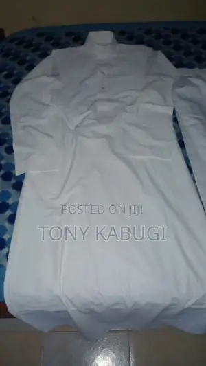 White Kanzu