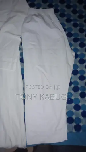 White Kanzu