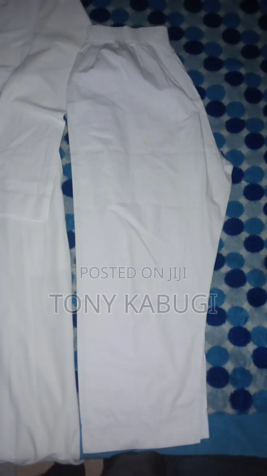 White Kanzu