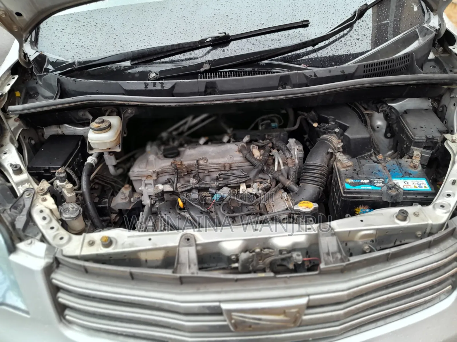 Toyota Noah 2012 Silver